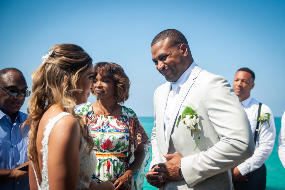 nassau bahamas destination wedding